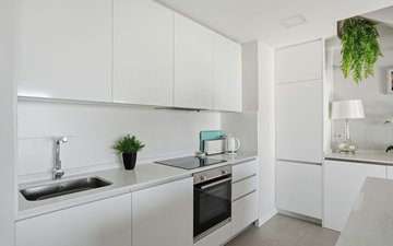 Property slide 21