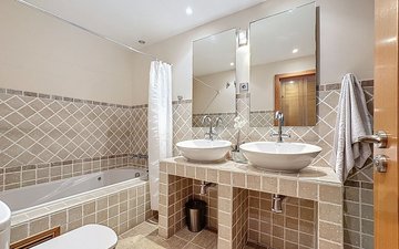 Property slide 31