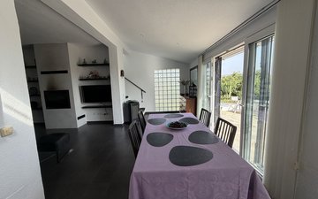 Property slide 7