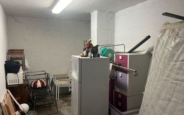 Property slide 44