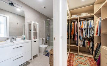 Property slide 16