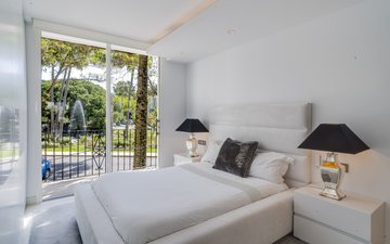 Property slide 35