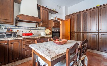 Property slide 17