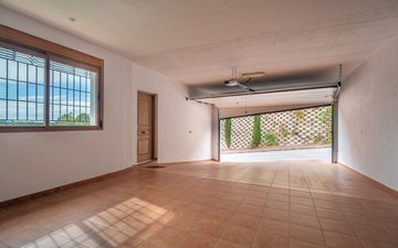 Property slide 35