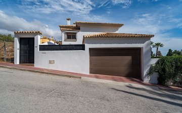 Property slide 43