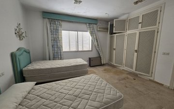 Property slide 46