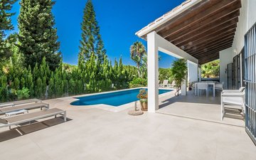 Property slide 15
