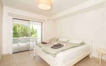Property slide 9