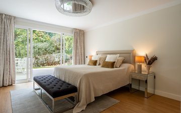 Property slide 32