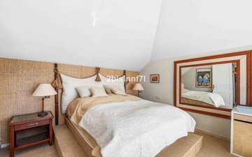 Property slide 32