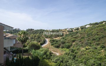 Property slide 16