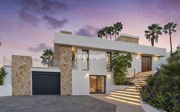 Property slide 31
