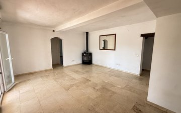 Property slide 16