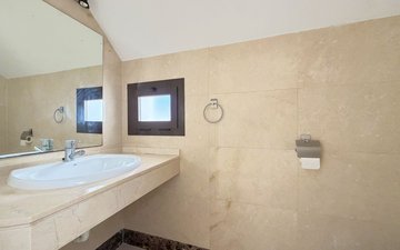 Property slide 25