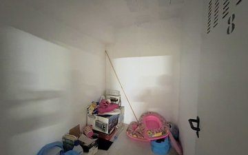 Property slide 28