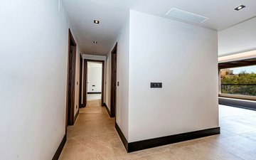 Property slide 20