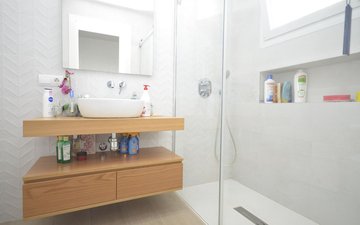 Property slide 20