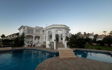 Property slide 10