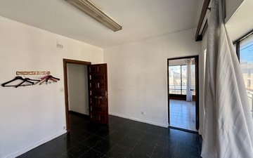 Property slide 112