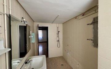 Property slide 28