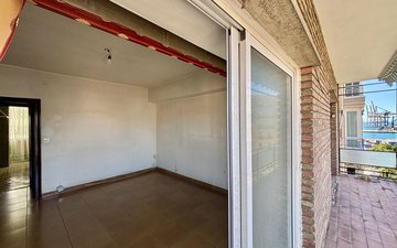 Property slide 40