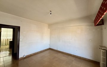 Property slide 44