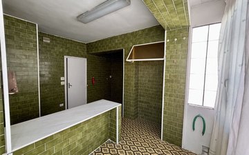 Property slide 48