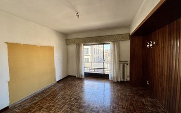 Property slide 66