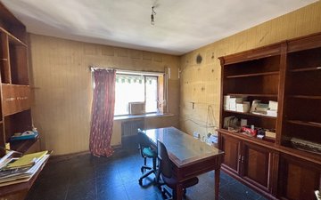 Property slide 71