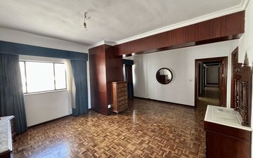 Property slide 78