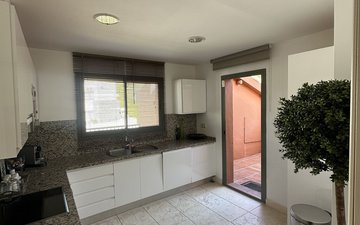 Property slide 17