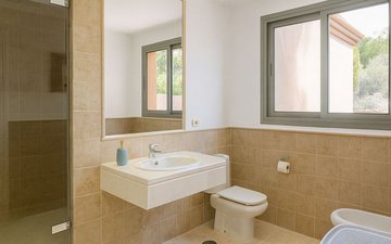 Property slide 24