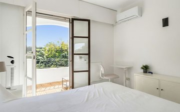 Property slide 19