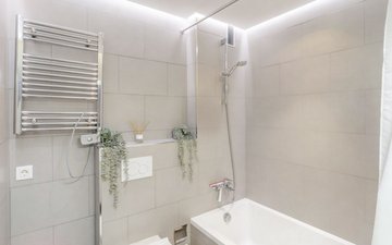 Property slide 22