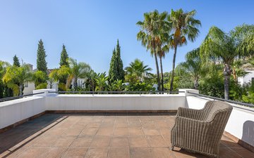Property slide 42