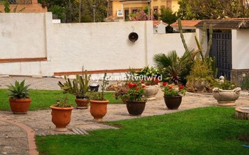 Property slide 21