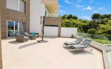 Property slide 15