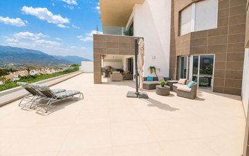 Property slide 16