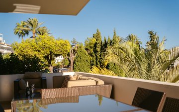 Property slide 17