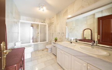 Property slide 28