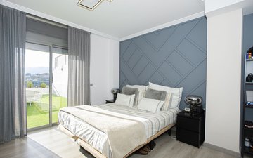 Property slide 7
