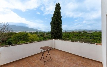 Property slide 31