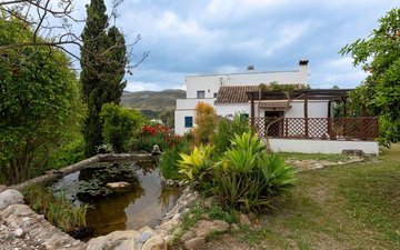 Property slide 39