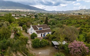 Property slide 49