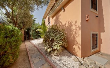Property slide 28