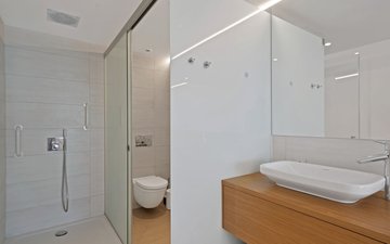 Property slide 14