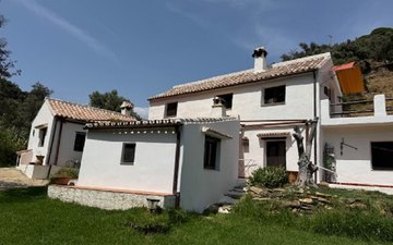 Property slide 22