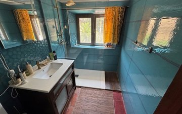 Property slide 9