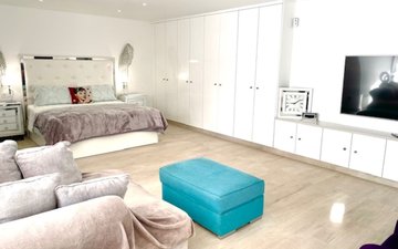 Property slide 17