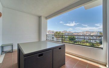 Property slide 25